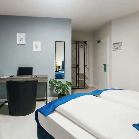 Otel Im Hegen - Free Parking